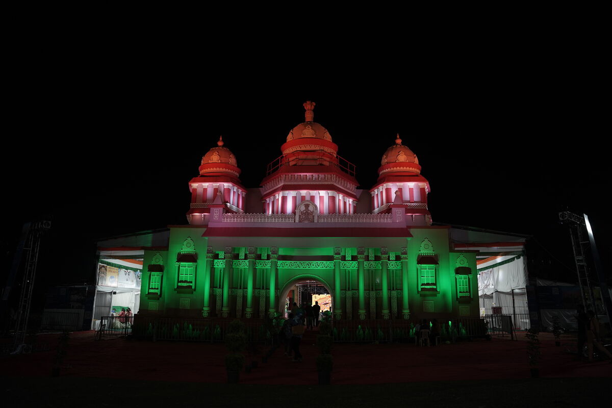pandal241